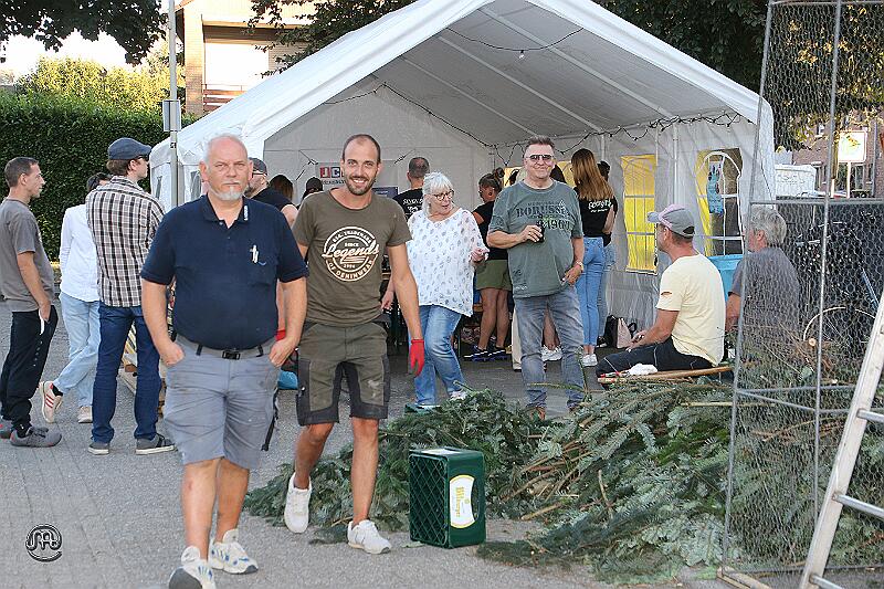 Kirmes2025Schmuecken_030.jpg - Bruderschaft - Kirmes 2025 - Schmücken