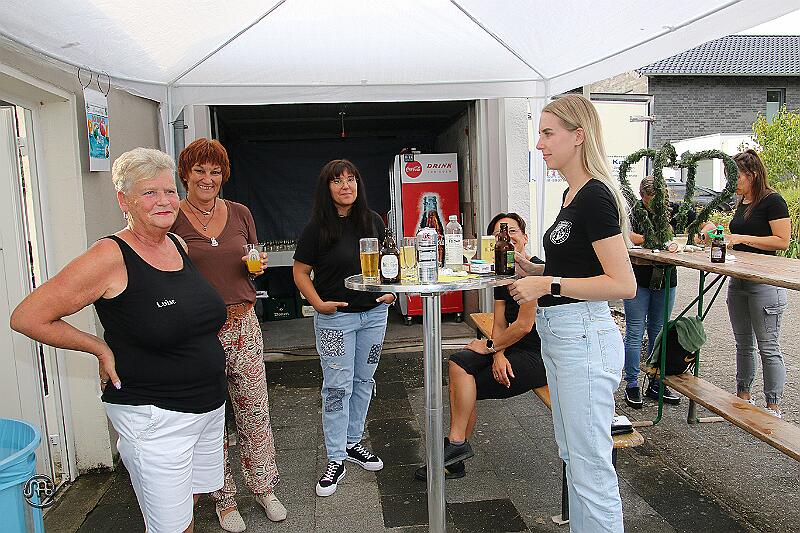 Kirmes2025Schmuecken_050.jpg - Bruderschaft - Kirmes 2025