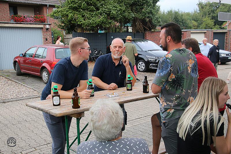 Kirmes2025Schmuecken_057.jpg - Bruderschaft - Kirmes 2025