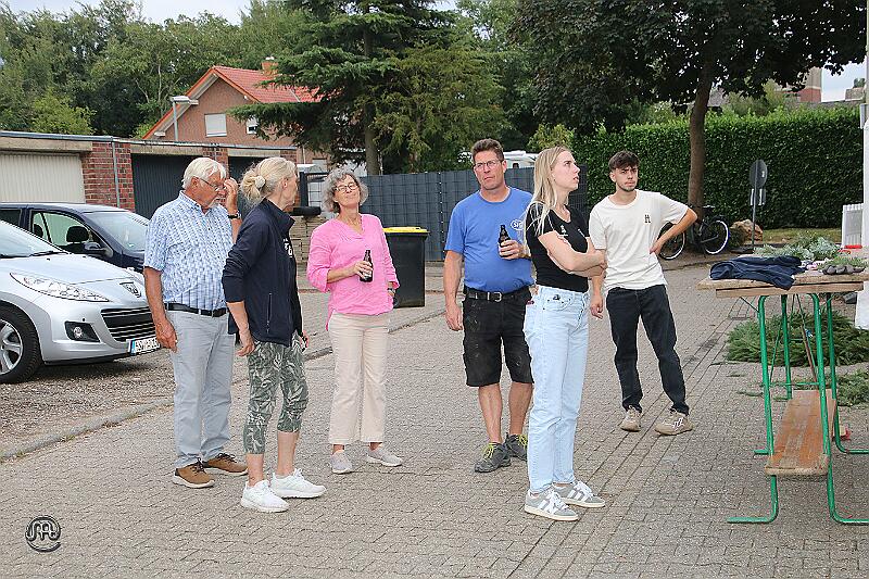 Kirmes2025Schmuecken_059.jpg - Bruderschaft - Kirmes 2025